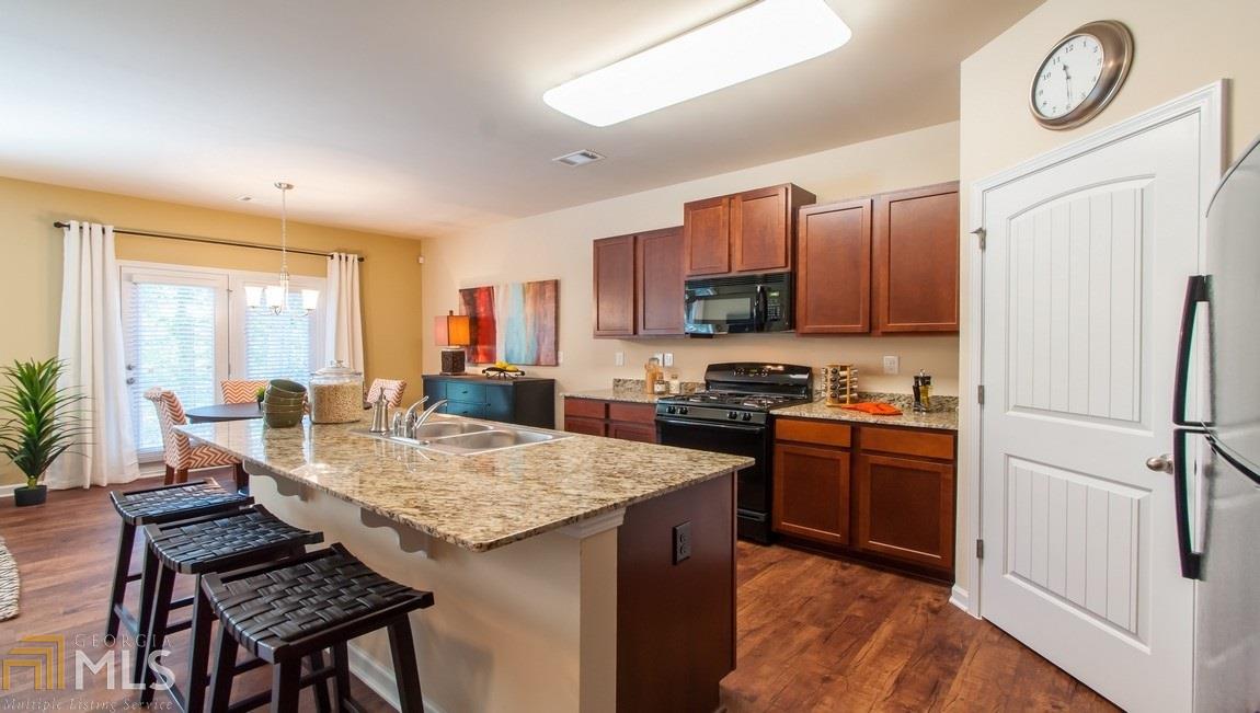 1002 Eldon Ln, Fairburn, GA 30213 photo 4