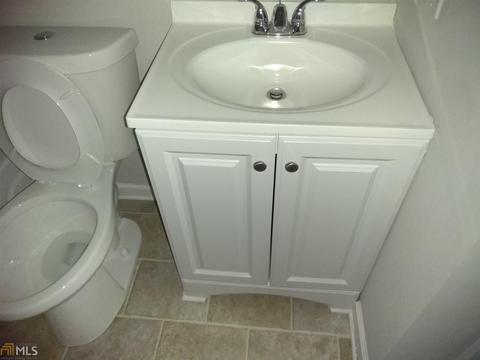 5499 Phillips Dr, Morrow, GA 30260 photo 8