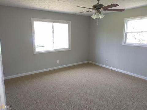 5499 Phillips Dr, Morrow, GA 30260 photo 16