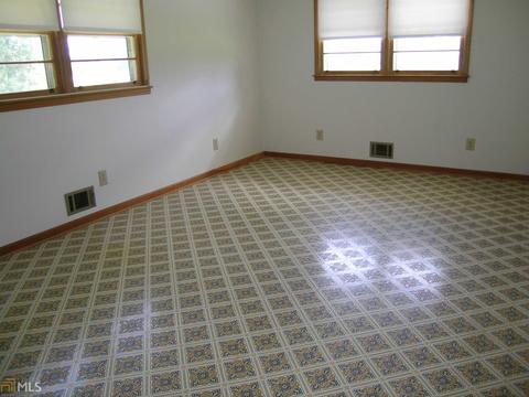 2174 Collins Brooks Rd, Comer, GA 30629 photo 12