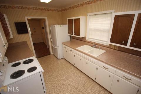 235 Beechwood Cir, Lagrange, GA 30240 photo 5