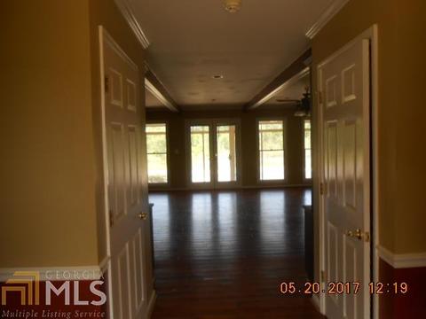 300 Mcclain Dr, Mcdonough, GA 30252 photo 9