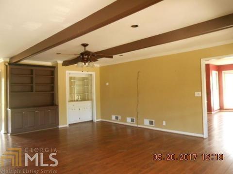 300 Mcclain Dr, Mcdonough, GA 30252 photo 10