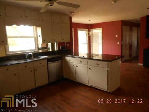 300 Mcclain Dr, Mcdonough, GA 30252 photo 15