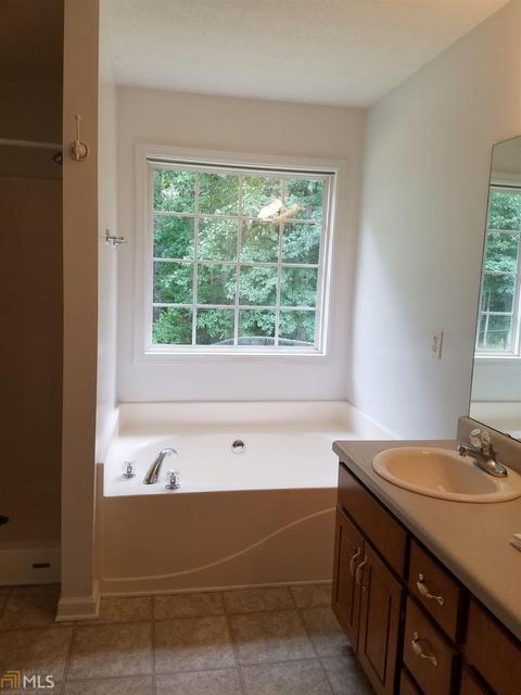 130 Clover Valley Dr, Covington, GA 30016 photo 10