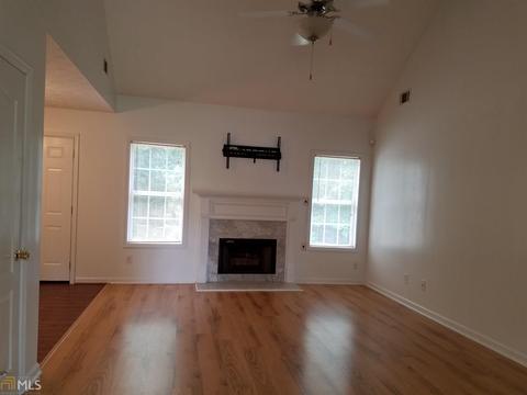 130 Clover Valley Dr, Covington, GA 30016 photo 3