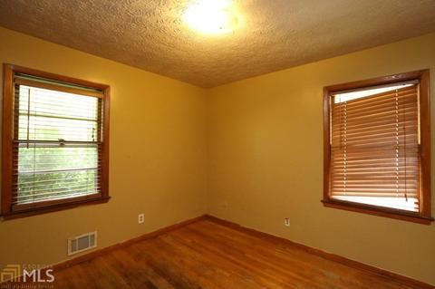 4734 Ruby Ln, Forest Park, GA 30297 photo 11