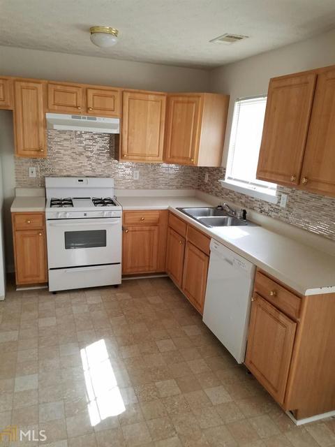 60 Hazelhurst Dr, Covington, GA 30016 photo 6