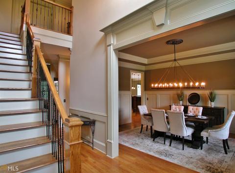 2963 Springbluff Ln, Buford, GA 30519 photo 2