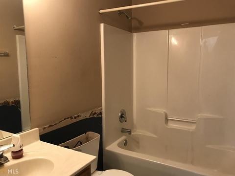 416 Hampton Green Dr, Lagrange, GA 30240 photo 13