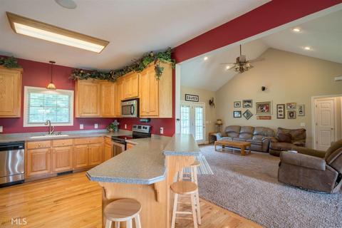 874 Sutton Mill Rd, Clarkesville, GA 30523 photo 9