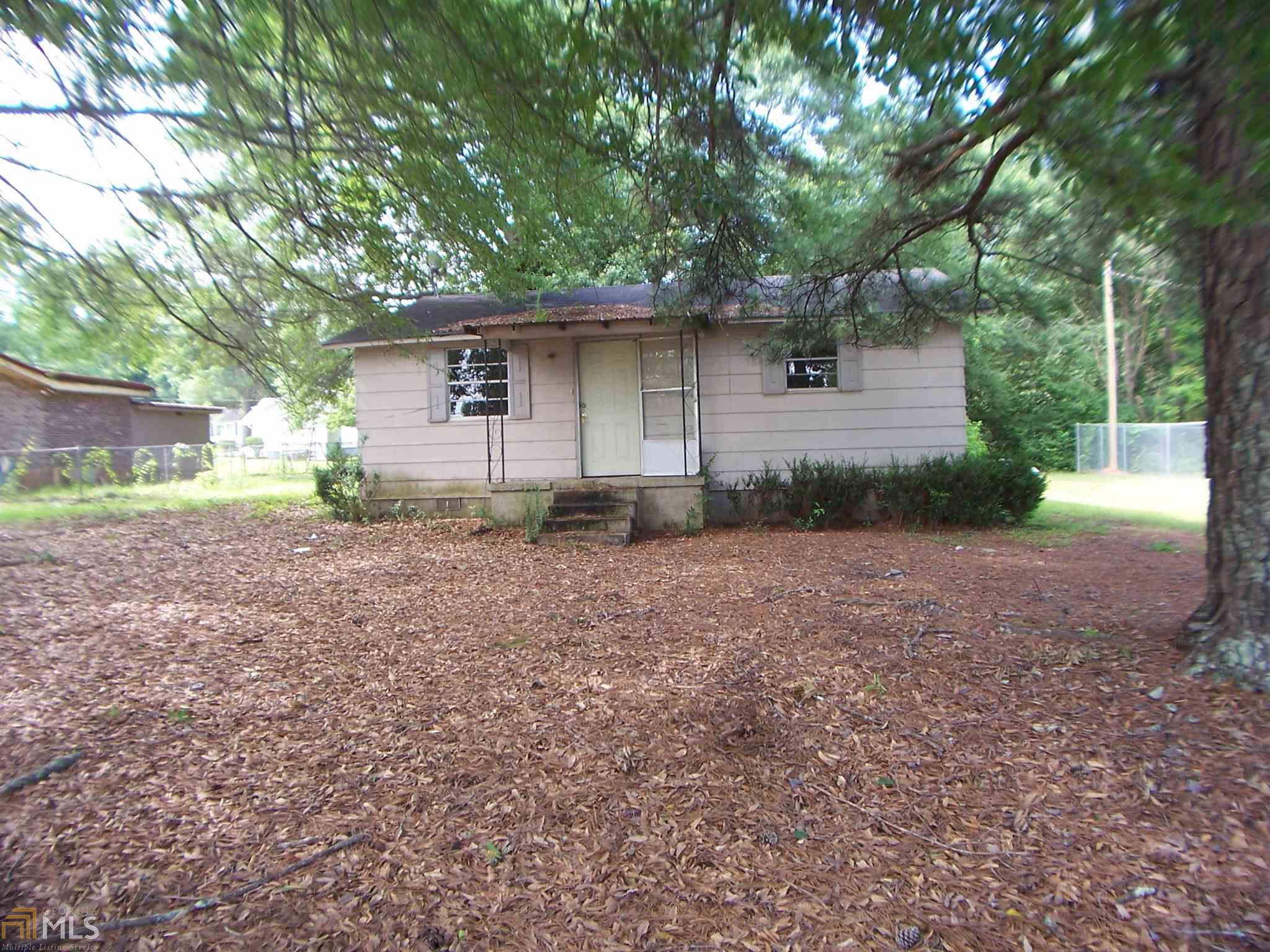 705 N Harlem Cir, Lagrange, GA 30240 photo 2