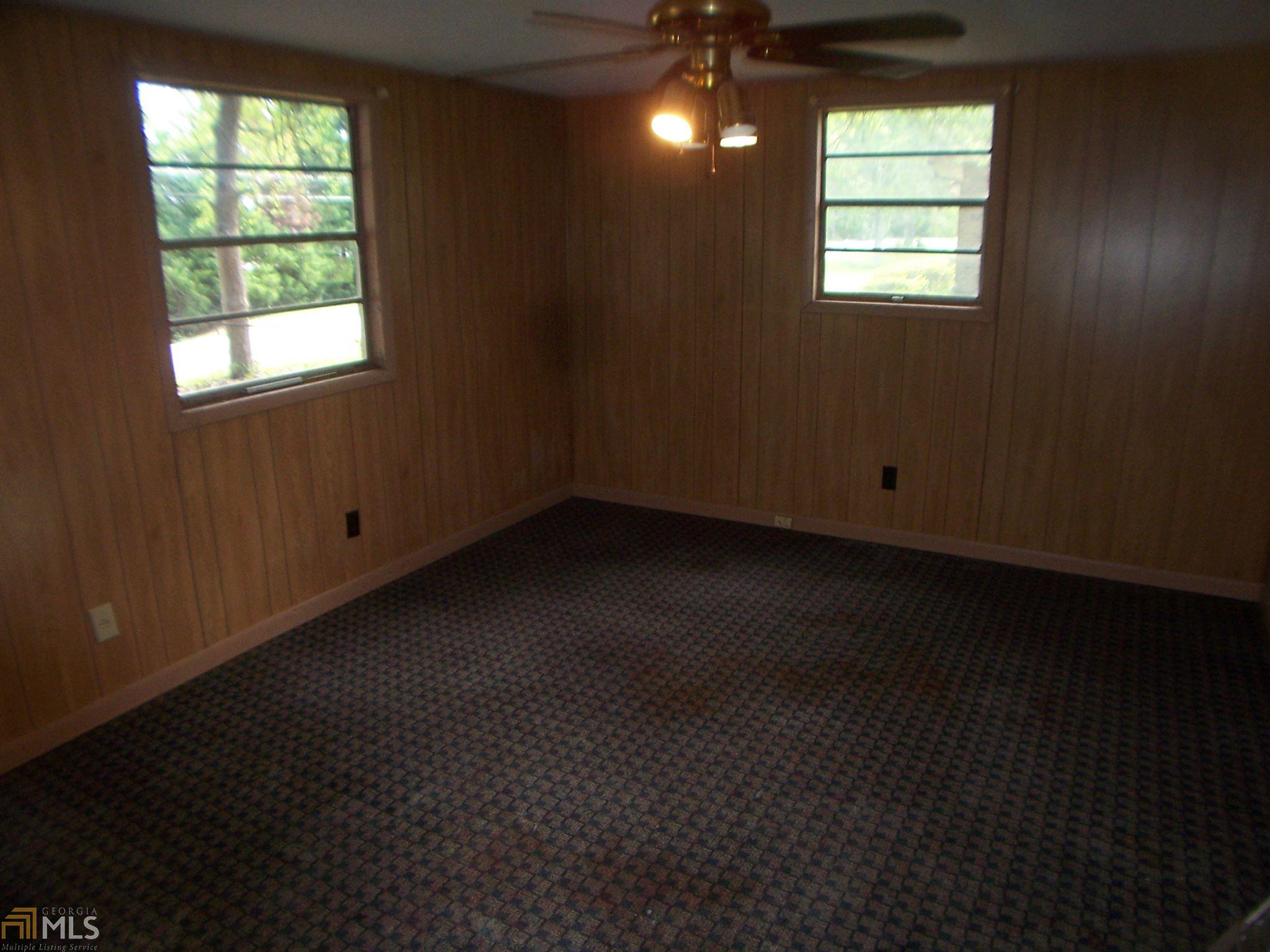 705 N Harlem Cir, Lagrange, GA 30240 photo 3