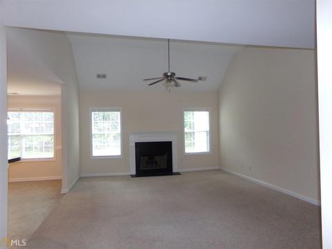 137 Revolutionary Dr, Hampton, GA 30228 photo 4