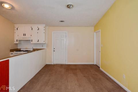 6768 Doublegate Ln, Rex, GA 30273 photo 10