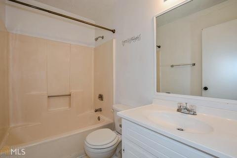 6768 Doublegate Ln, Rex, GA 30273 photo 15