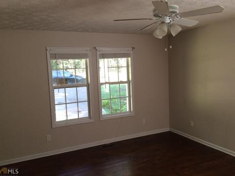 116 Powhatan Rd, Jackson, GA 30233 photo 8