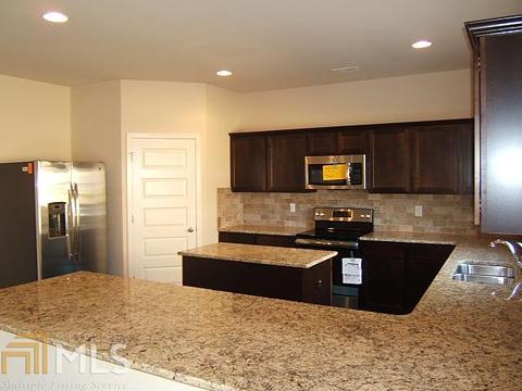 383 Lamont Ln, Hampton, GA 30228 photo 9