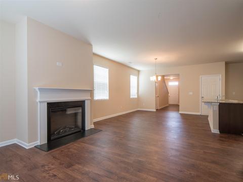 2114 Sawgrass Dr, Hampton, GA 30228 photo 3