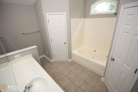 470 S Page St, Lagrange, GA 30240 photo 7