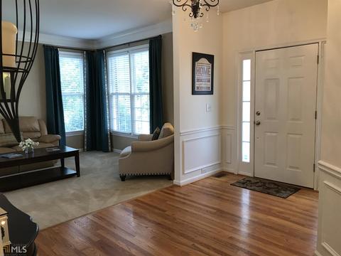 2633 Silver Dust Dr, Buford, GA 30519 photo 2