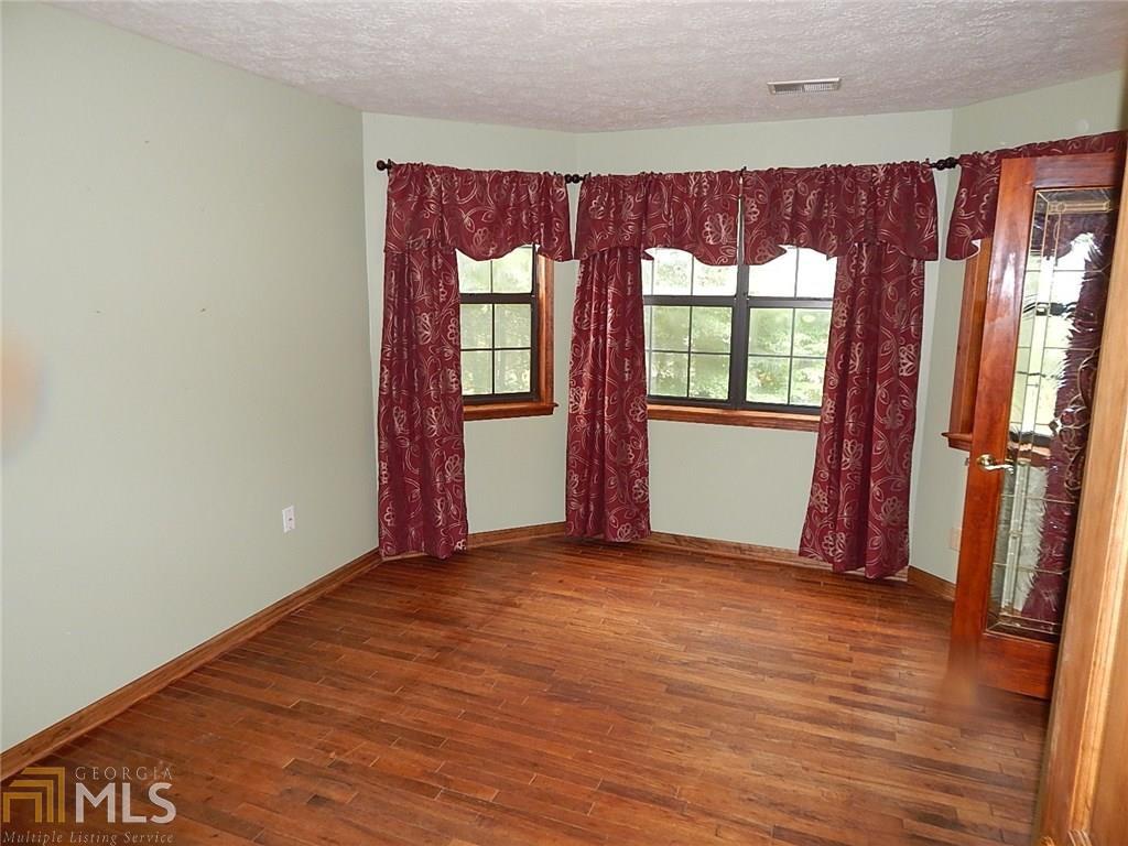 382 Miles Patrick, Winder, GA 30680 photo 5