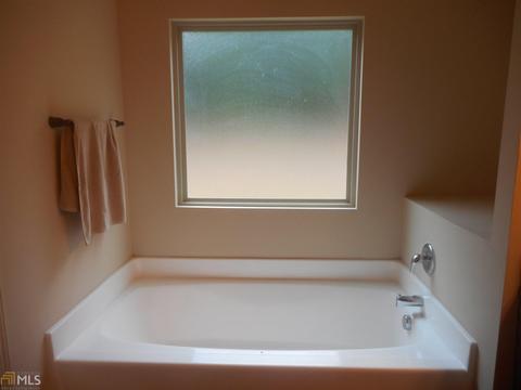 306 Jasmine Ln, Lagrange, GA 30241 photo 10