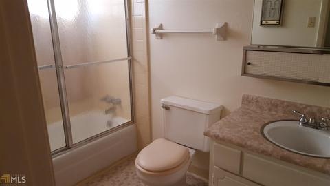 6466 Sinclair Pl, Morrow, GA 30260 photo 10