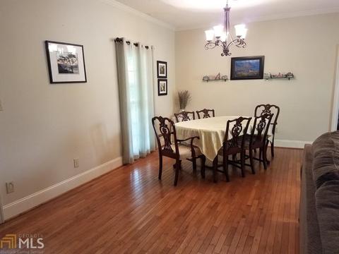 158 Hayes Cir, Rex, GA 30273 photo 9