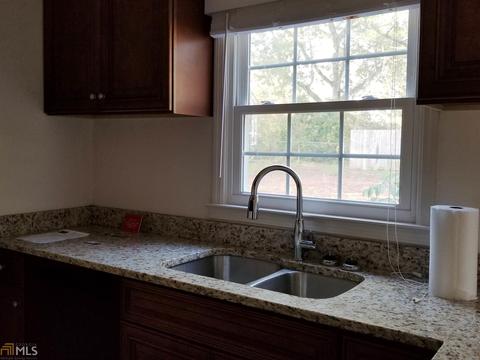 205 Spencer St, Barnesville, GA 30204 photo 8