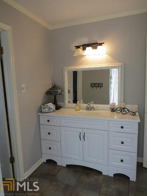 329 Regency Cir, Dublin, GA 31021 photo 3
