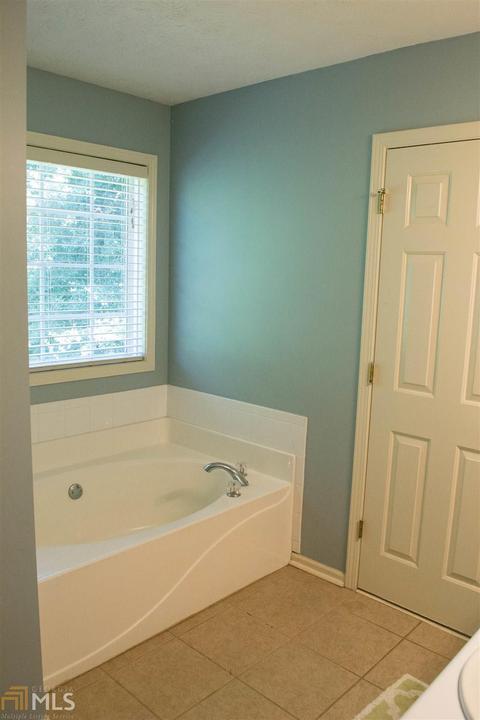 30 Dearing Woods Ln, Covington, GA 30014 photo 21