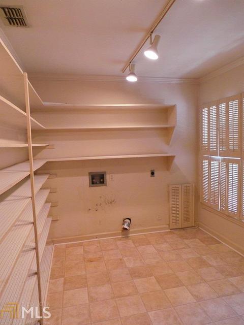 438 Gordon Cir, Lagrange, GA 30240 photo 12