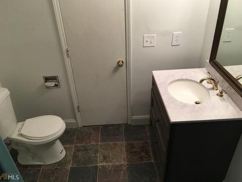 682 Rose Ln, Toccoa, GA 30577 photo 9