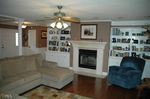 114 Cochran Dr, Lagrange, GA 30240 photo 2