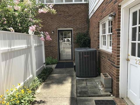 226 E Yorktown, Lagrange, GA 30240 photo 2