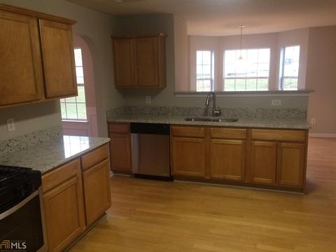 813 Brisley Cir, Hampton, GA 30228 photo 3