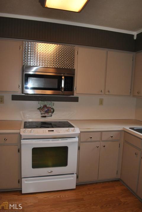 302 Lakecrest Ln, Lagrange, GA 30240 photo 10