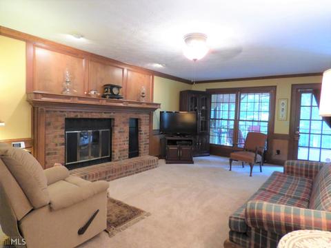2836 Summercrest Ln, Duluth, GA 30096 photo 2