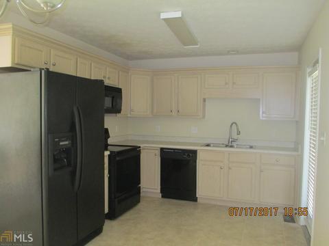 104 Philmont Ct, Lagrange, GA 30240 photo 5