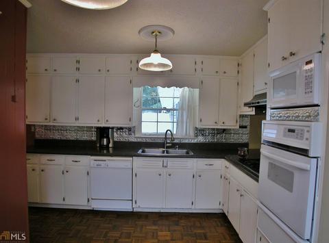 121 Springview Dr, Gainesville, GA 30501 photo 9