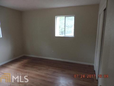 1036 Pinecrest Dr, Forest Park, GA 30297 photo 18