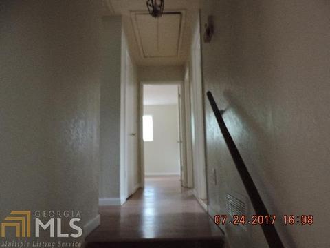 1036 Pinecrest Dr, Forest Park, GA 30297 photo 15