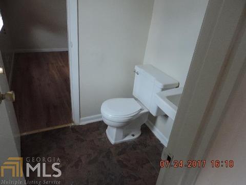 1036 Pinecrest Dr, Forest Park, GA 30297 photo 22