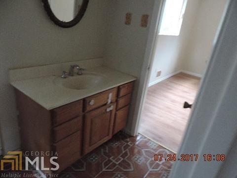1036 Pinecrest Dr, Forest Park, GA 30297 photo 16
