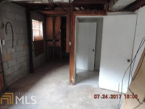 1036 Pinecrest Dr, Forest Park, GA 30297 photo 14