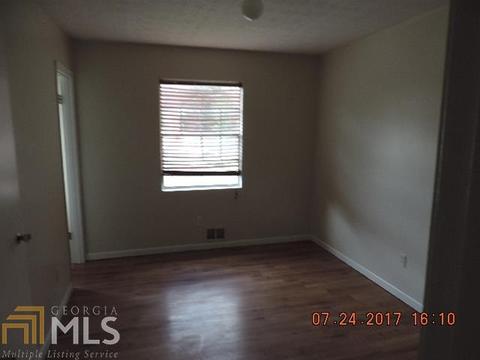 1036 Pinecrest Dr, Forest Park, GA 30297 photo 24