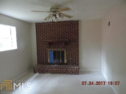1036 Pinecrest Dr, Forest Park, GA 30297 photo 10