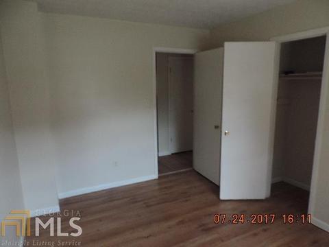 1036 Pinecrest Dr, Forest Park, GA 30297 photo 25