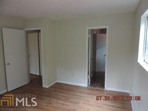 1036 Pinecrest Dr, Forest Park, GA 30297 photo 19
